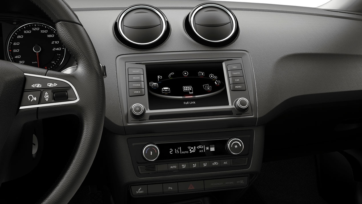 SEAT destaca la importancia de las pantallas en los coches conectados