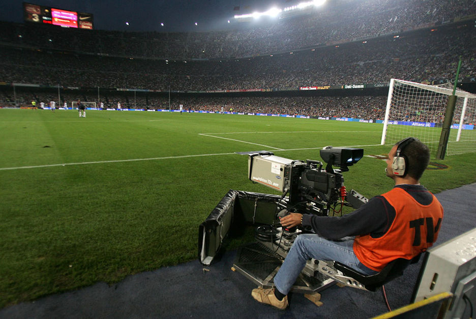 Telefónica recurre la sanción de pagos compensatorios por retransmisión de sus canales de fútbol