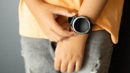 SaveFamily lanza Slim 2, un reloj infantil con GPS, videollamadas y botón SOS por 105 euros