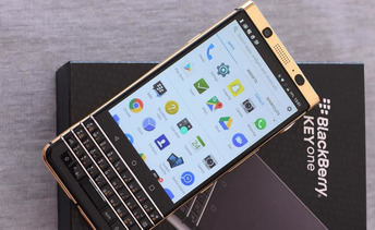 TCL sigue apostando por su BlackBerry KEYone