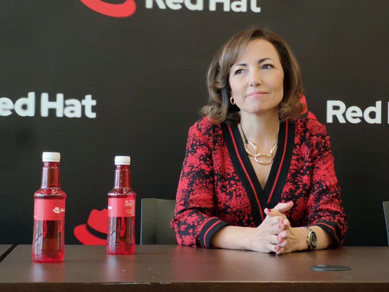 Julia Bernal, Country Manager de Red Hat para España y Portugal, durante el último encuentro presencial con la prensa