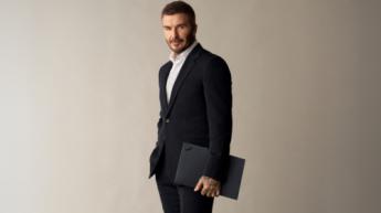 Lenovo ficha a David Beckham como embajador para impulsar la IA en el fútbol global