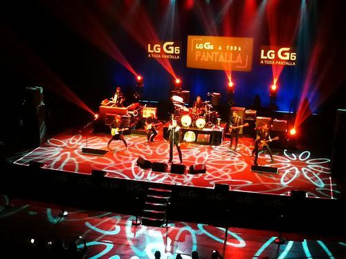 LG y Loquillo conquistan el Teatro Real de Madrid