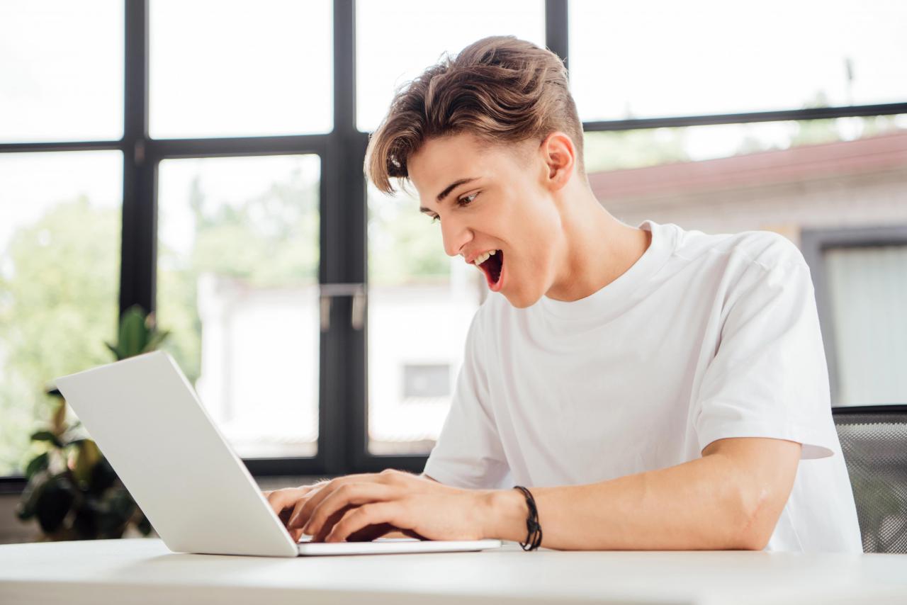 La Comisión Europea refuerza la protección digital de los menores con nuevas directrices y un sistema de verificación de edad