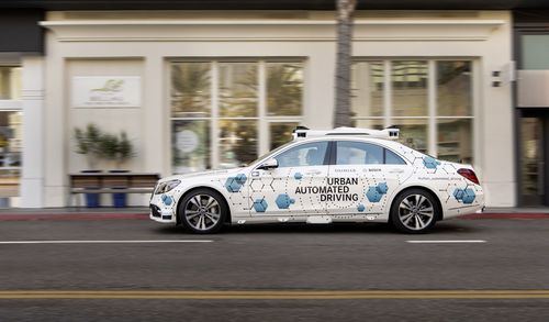Bosch se une a Mercedes en el desarrollo de transportes automatizados