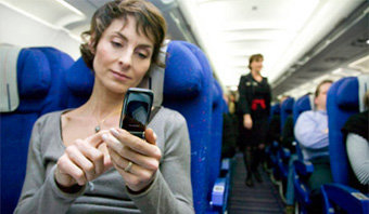 Las compañías aéreas consiguen el visto bueno para permitir llamadas y navegación 3G y 4G