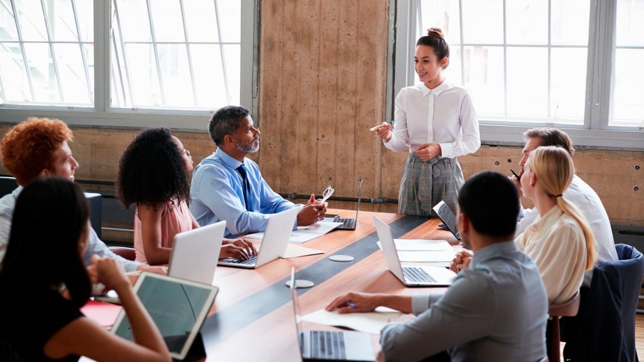 El camino de las mujeres hacia el liderazgo en la tecnología