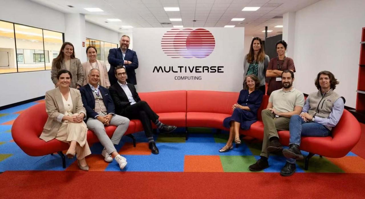 Directivos de Multiverse Computing, en una visita del ministro de Economía, Carlos Cuerpo