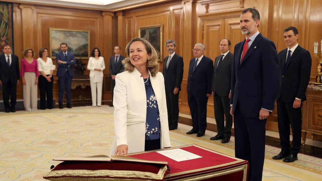 Nadia Calviño, jurando el cargo como Ministra de Economía
