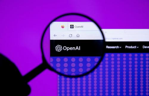 OpenAI lanza GPT-5.3-Codex-Spark, su primer modelo capaz de programar en tiempo real con más de 1.000 tokens por segundo