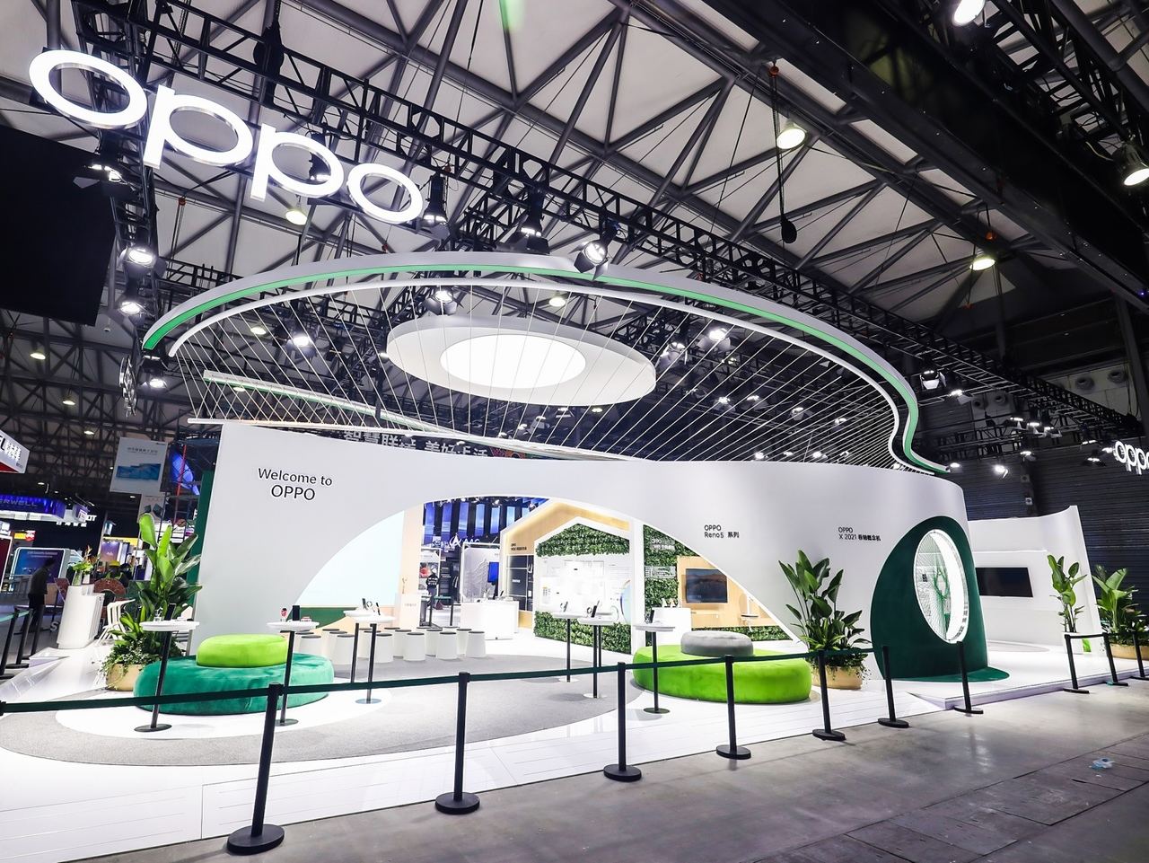 Stand de Oppo en el MWC 2021 Shanghái