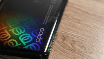 Oppo presenta un nuevo sensor RGBW, un OIS mejorado y el zoom óptico continuo