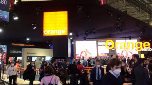 Stand de Orange en el MWC 2022