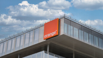 Orange España eleva sus ingresos un 3,5% en el tercer trimestre, impulsada por los dispositivos