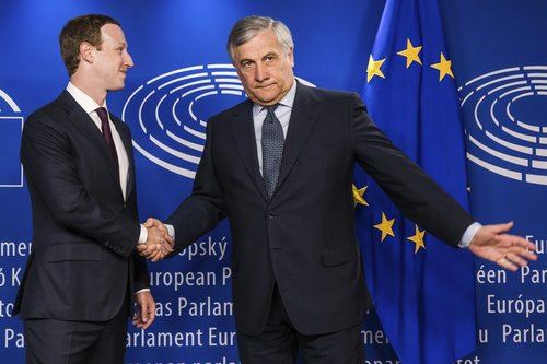El Parlamento Europeo quiere auditar a Facebook después del caso Cambridge Analytica