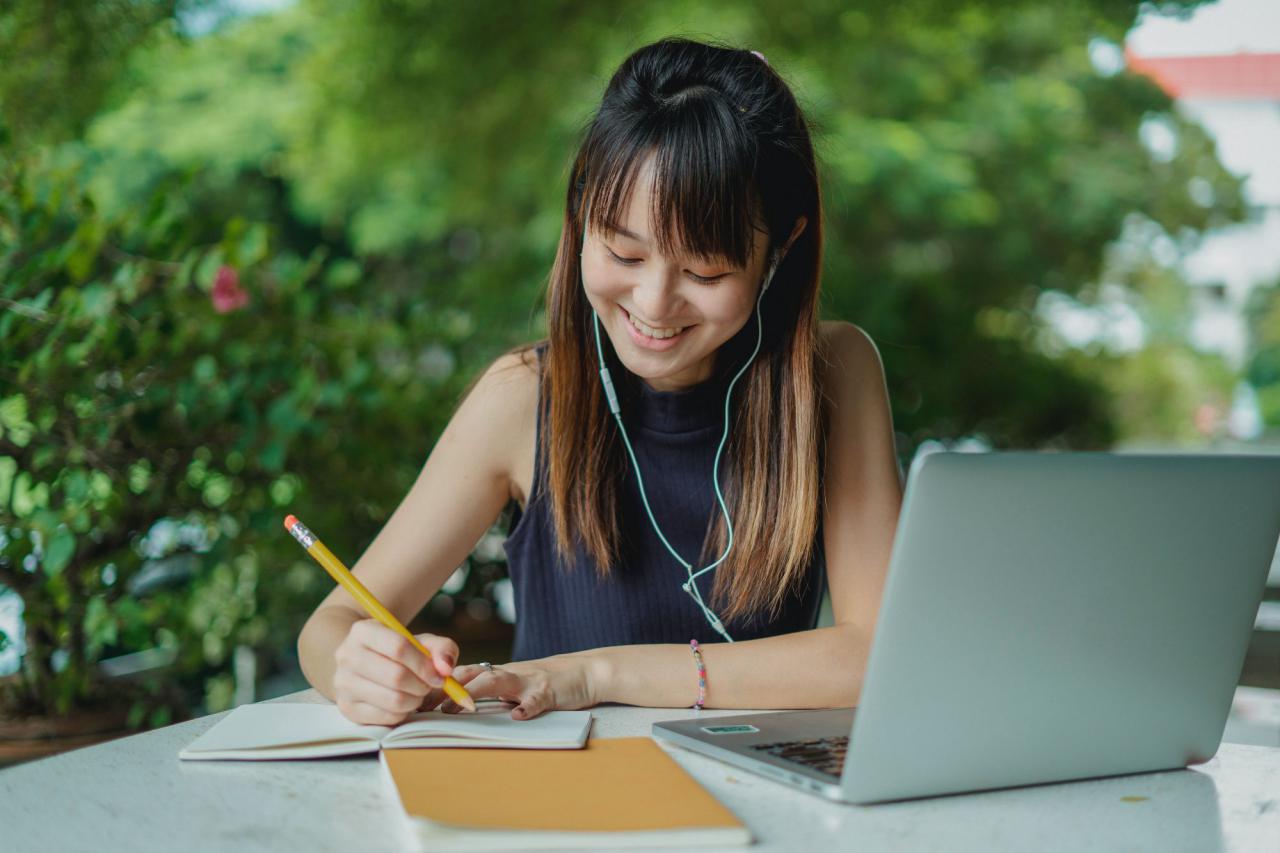 Talentum ofrece más de 6.000 becas para impulsar el talento joven