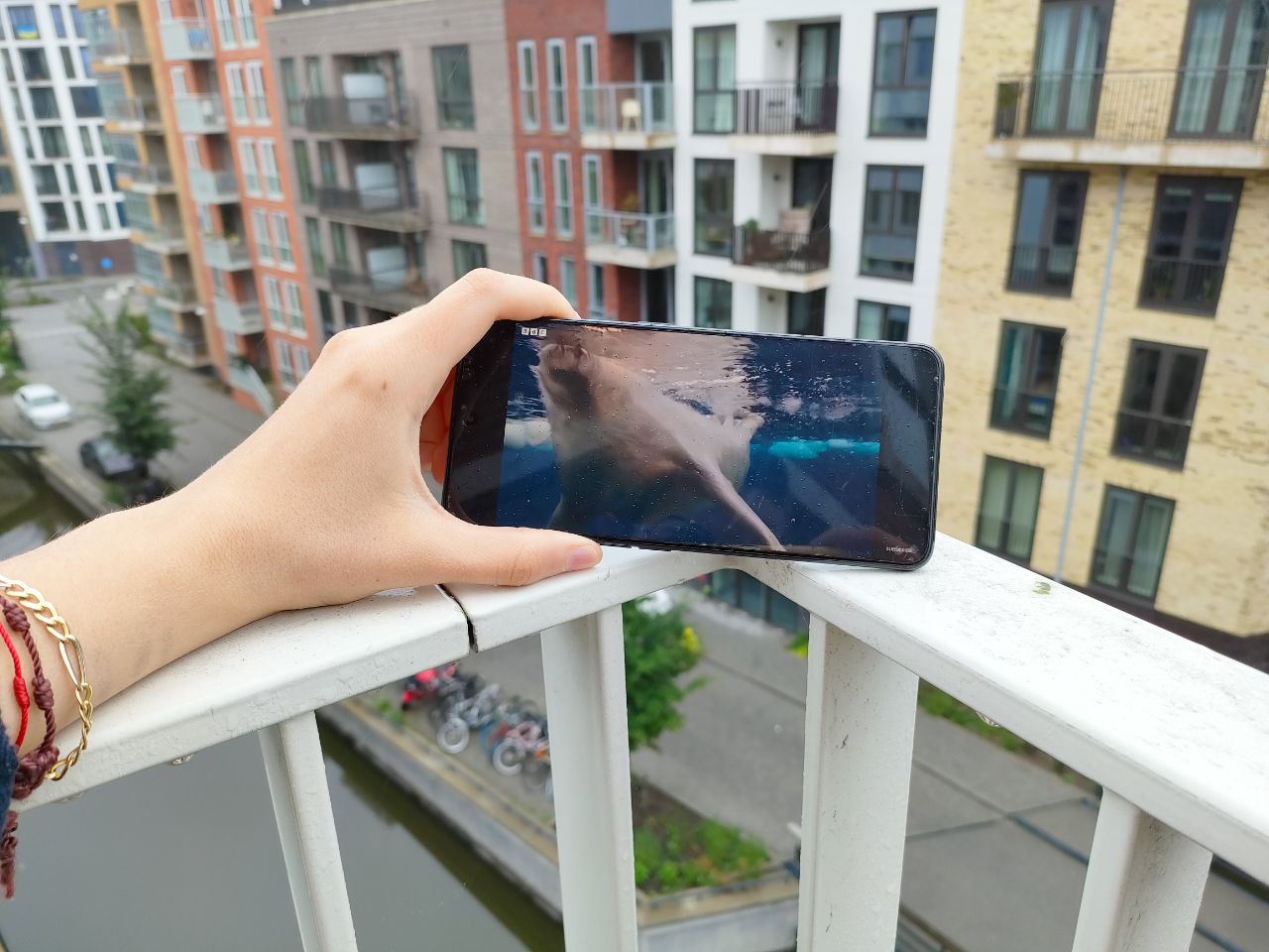 Prueba Realme GT3, carga rápida y alto rendimiento a precio de gama media