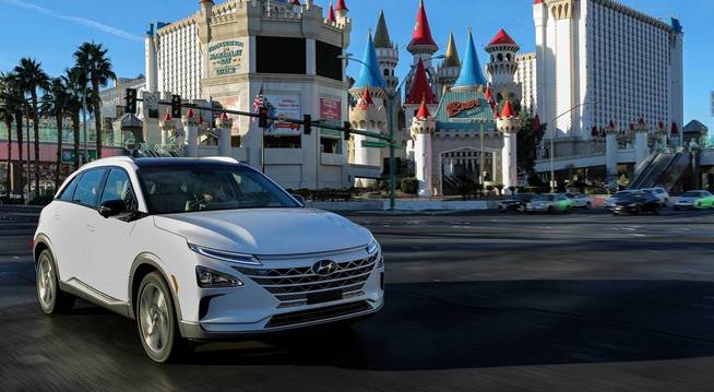 Hyundai presenta Nexo: un SUV propulsado por hidrógeno
