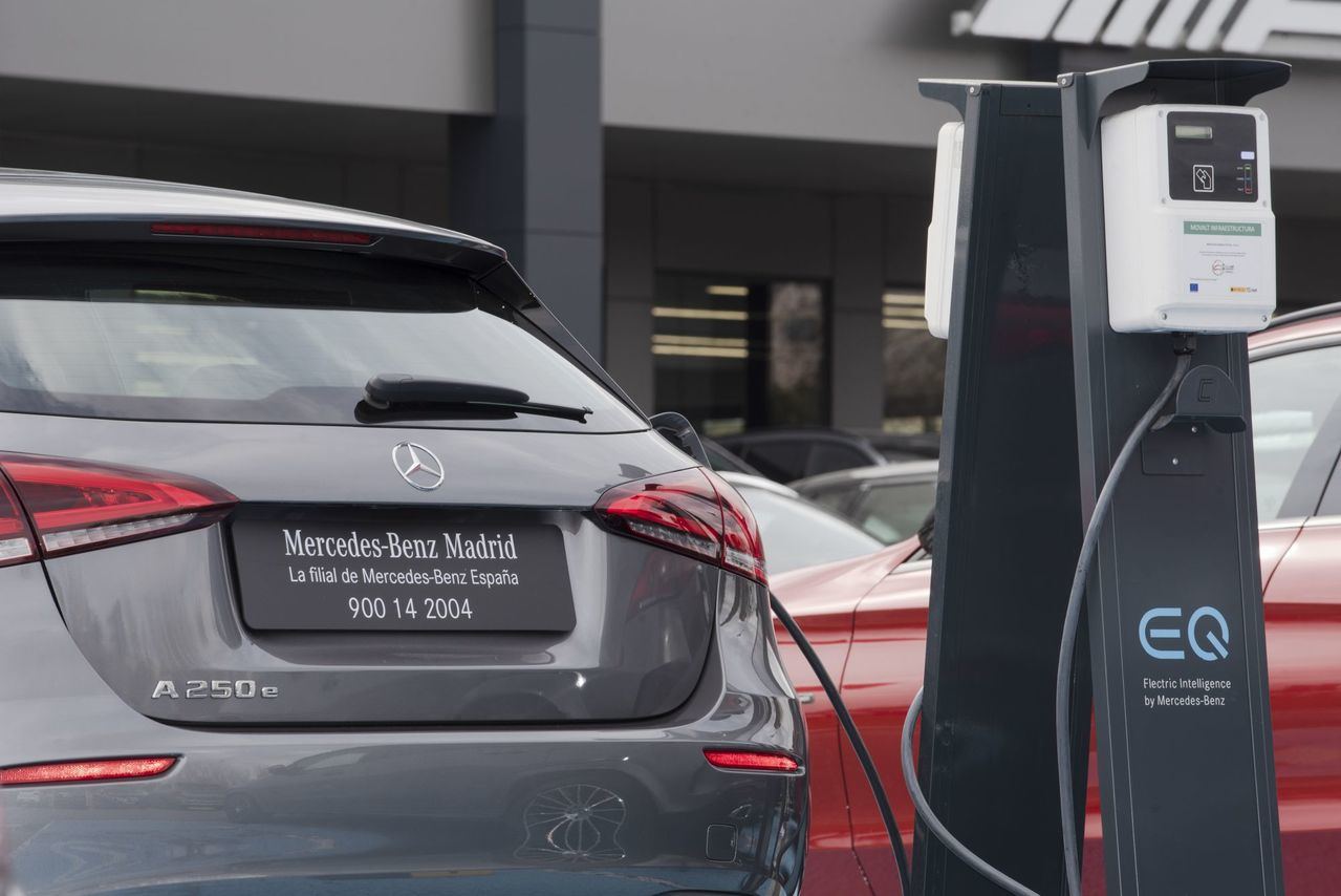 Mercedes-Benz se une a Vodafone por una movilidad mejor