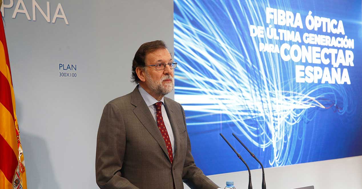 Mariano Rajoy durante la presentación del Plan 300x100 
