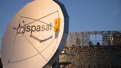 Red Eléctrica Española compra Hispasat por 949 millones de euros