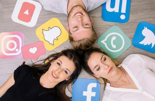 Casi la mitad de los profesionales de redes sociales sufre burnout, según el primer informe de bienestar de Metricool