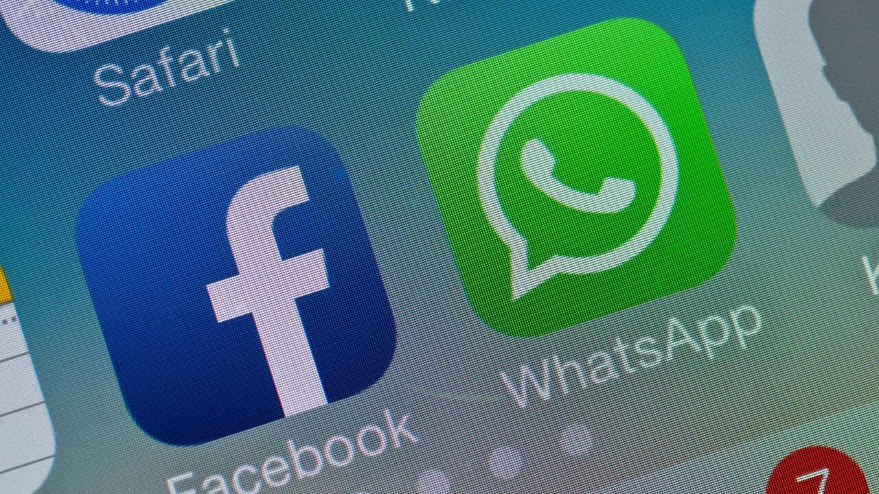 Un regulador alemán pide una orden que prohíba a WhatsApp compartir datos con Facebook