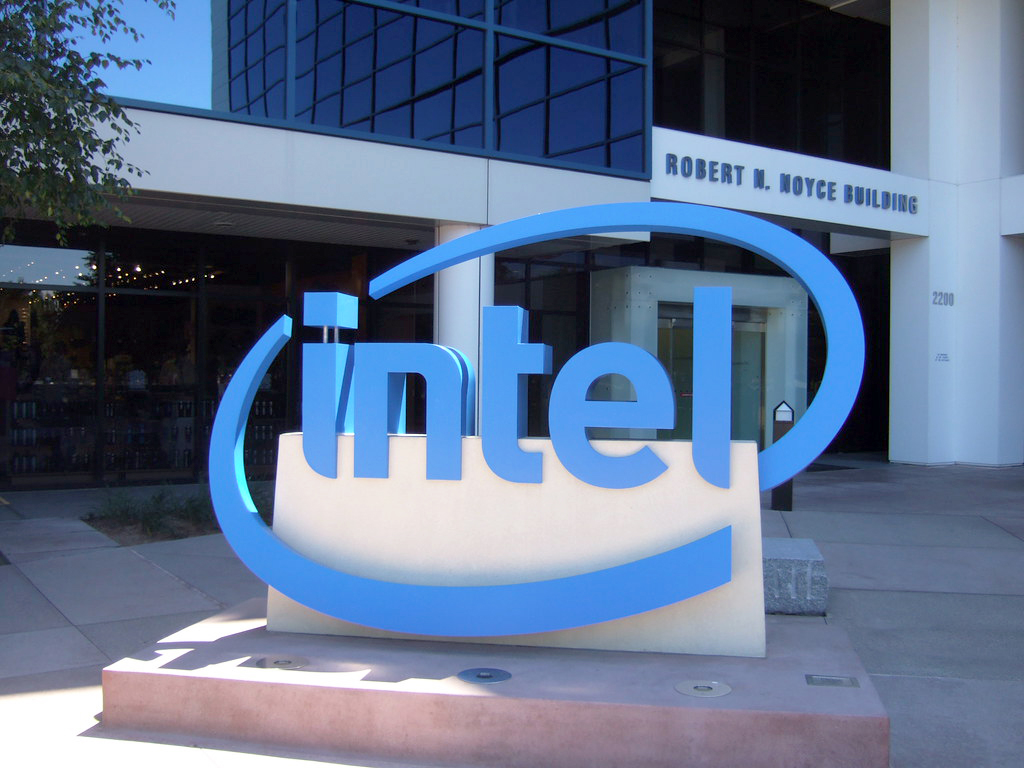 La crisis de los semiconductores lastra los resultados de Intel que gana un 41% menos