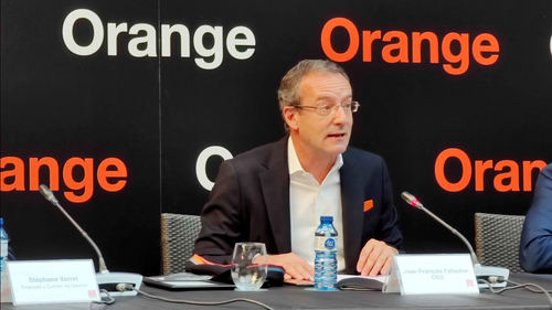 Orange factura un 4,9% menos, pero confía en la recuperación