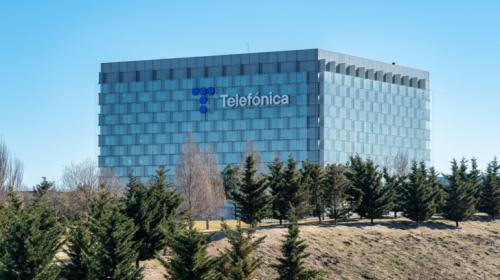 Telefónica crece en todos sus mercados y gana 2.011 millones en 2022