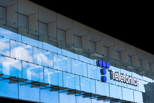 Telefónica reporta cifras récord con 9.335 millones de euros en beneficios