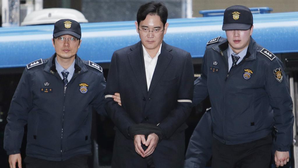 Lee Jae-yong, heredero de Samsung, condenado a cinco años de prisión
