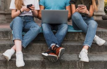La Gen Z española ya no separa estudio, ocio y creatividad: quiere dispositivos que lo hagan todo