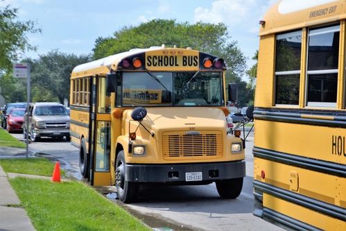 Wola Schools, una aplicación para monitorizar los viajes en autobús escolar