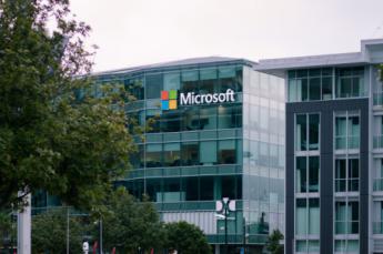 Smith (Microsoft) insiste en la necesidad urgente de regular la inteligencia artificial