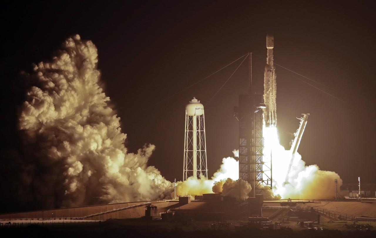 Momento del despegue del Falcon Heavy