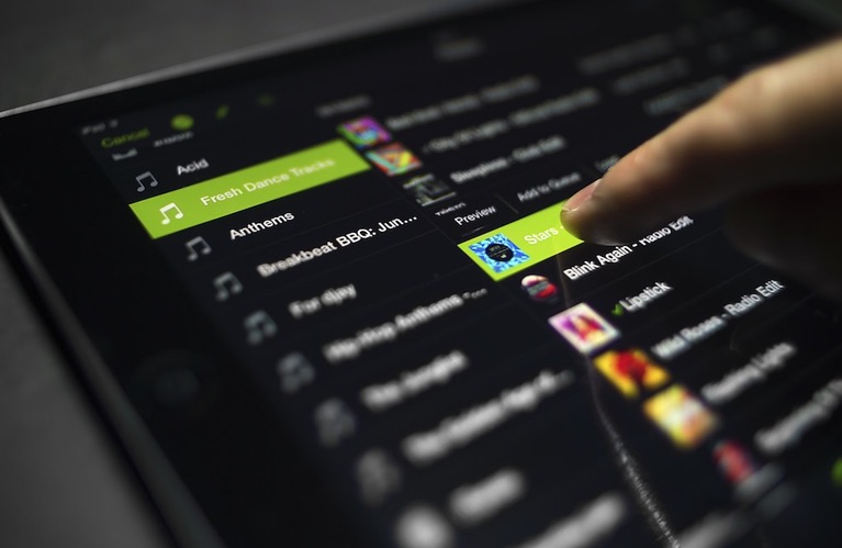 Spotify reducirá catálogo a los usuarios que no pagan