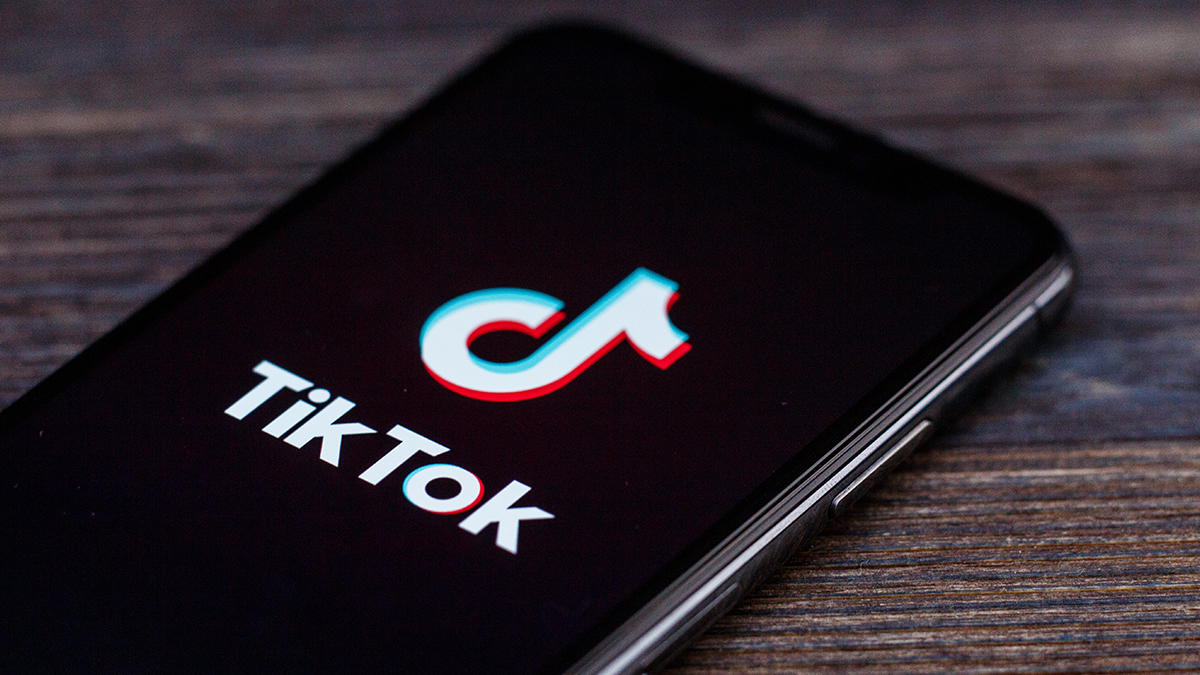 TikTok ha sido acusada de censurar vídeos de contenido político