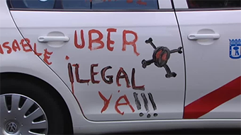 La huelga de taxistas incrementa las descargas de Uber en Europa