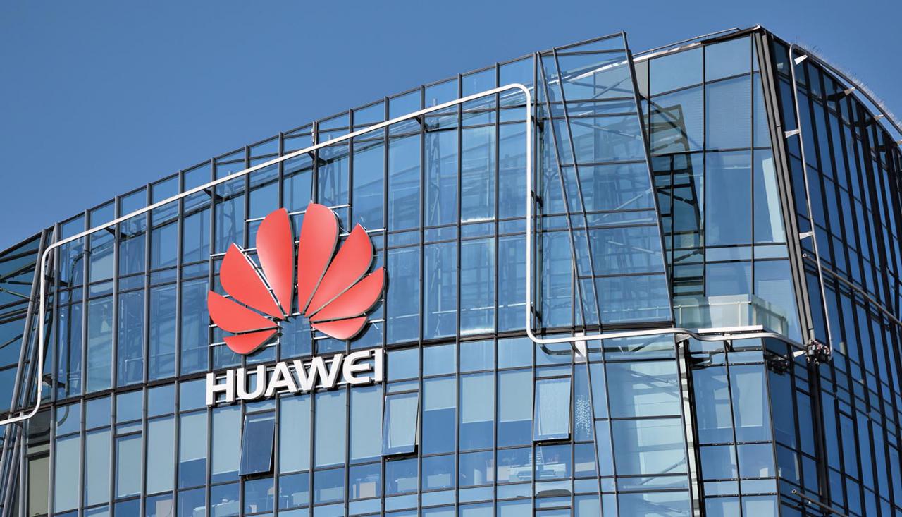 La venta de Honor y las sanciones de Estados Unidos hunden a Huawei