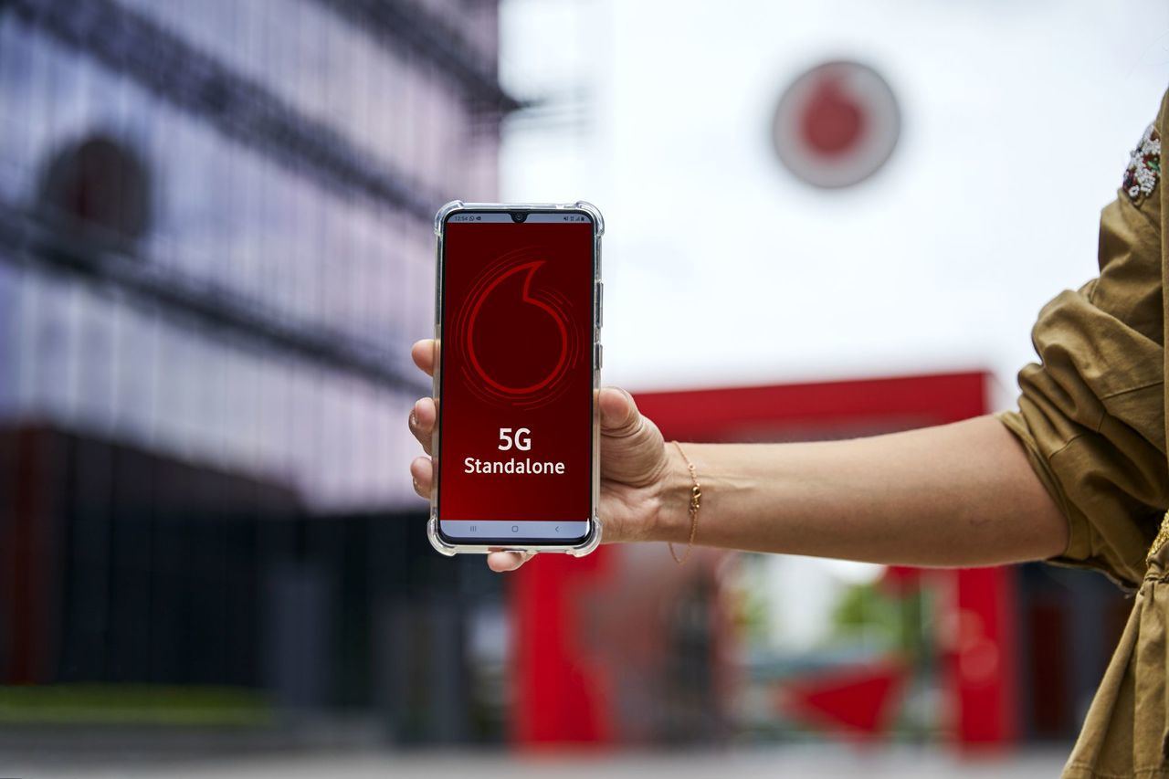 Vodafone anuncia el primer despliegue de red core 5G SA precomercial en España