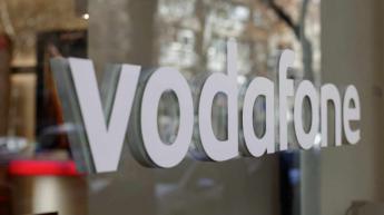 Vodafone España sigue creciendo en clientes, pero caen los ingresos