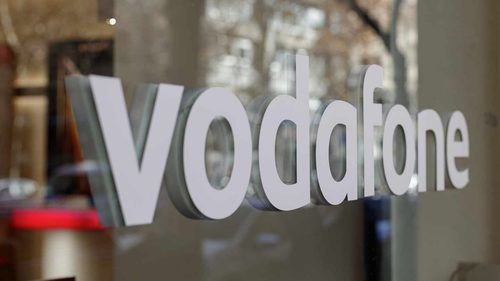 Vodafone España sigue creciendo en clientes, pero caen los ingresos