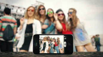 Startup española lanza WeOn Glasses Selfie: gafas de sol con botón para selfies