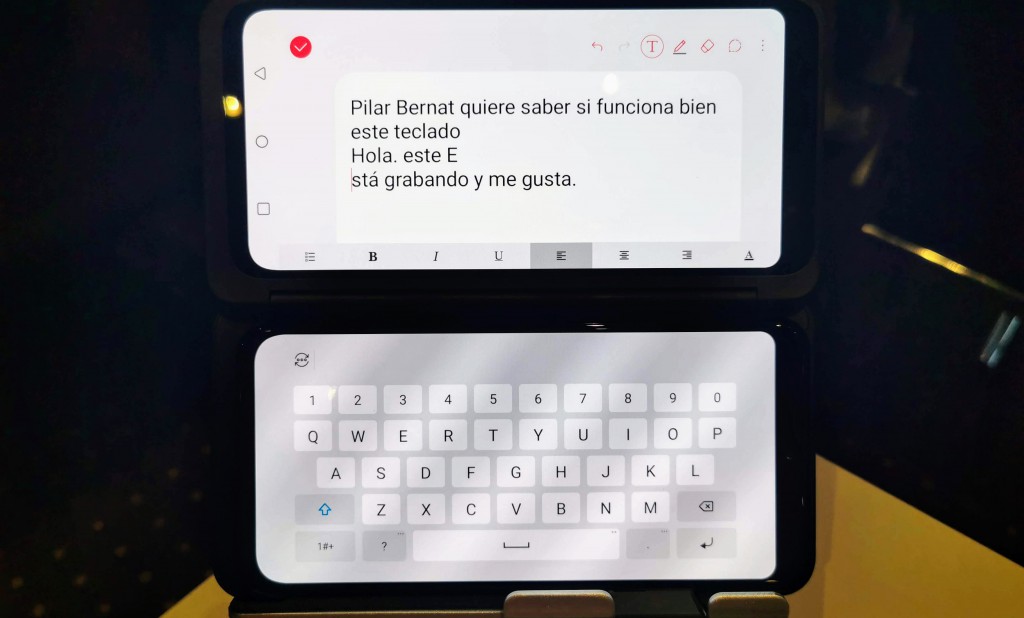 Teclado y documento LGG8xTQ doble pantalla