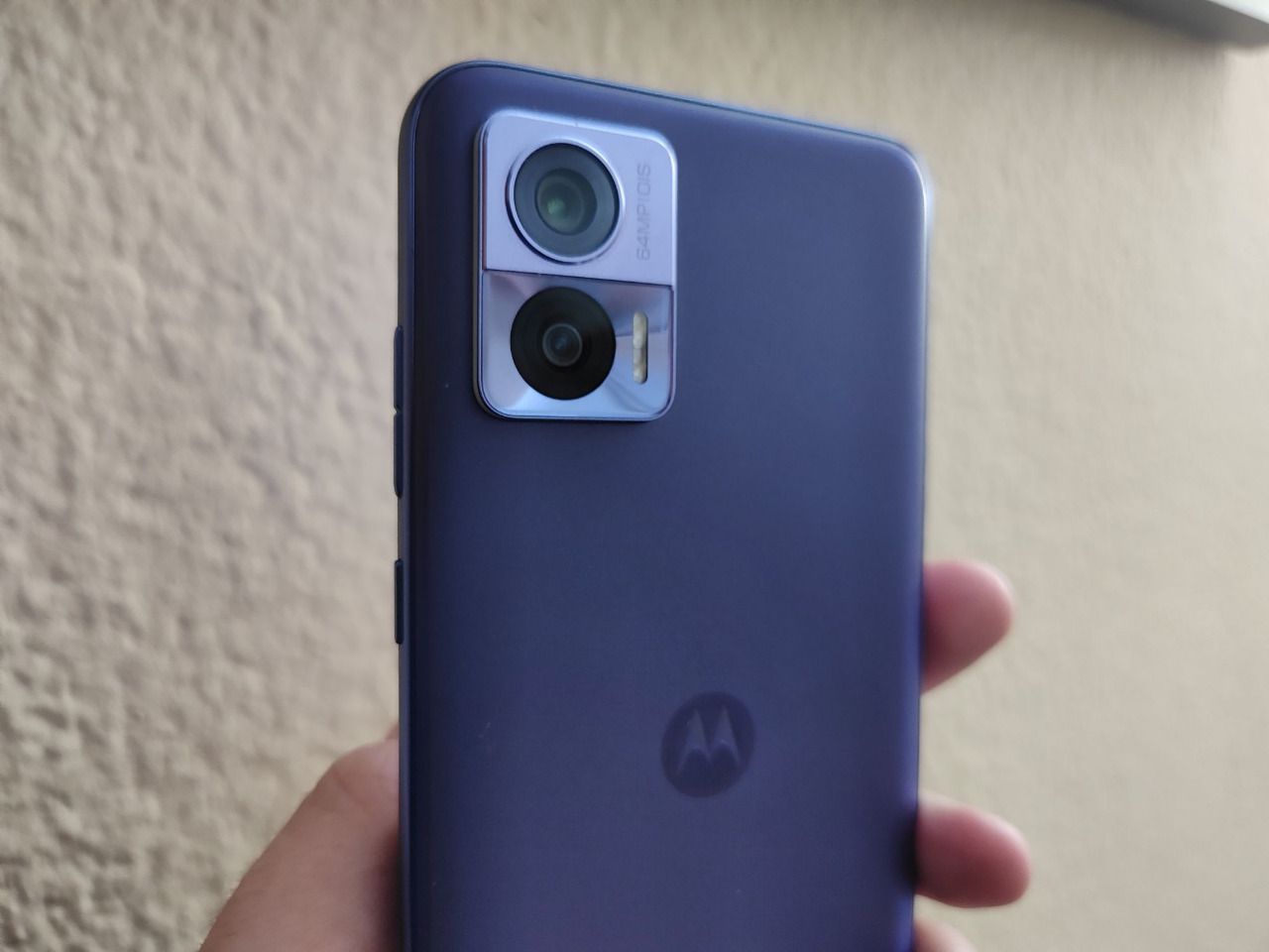 Motorola Edge 30 Neo. Tabla de características, especificaciones técnicas y  precio