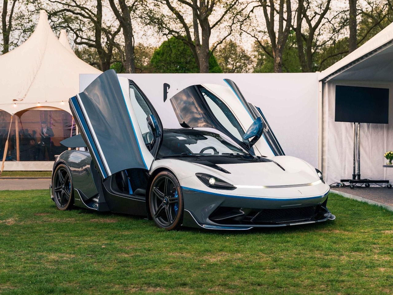 Pininfarina Battista en Royal Hospital Chelsea (Autor: Álvaro Muro)