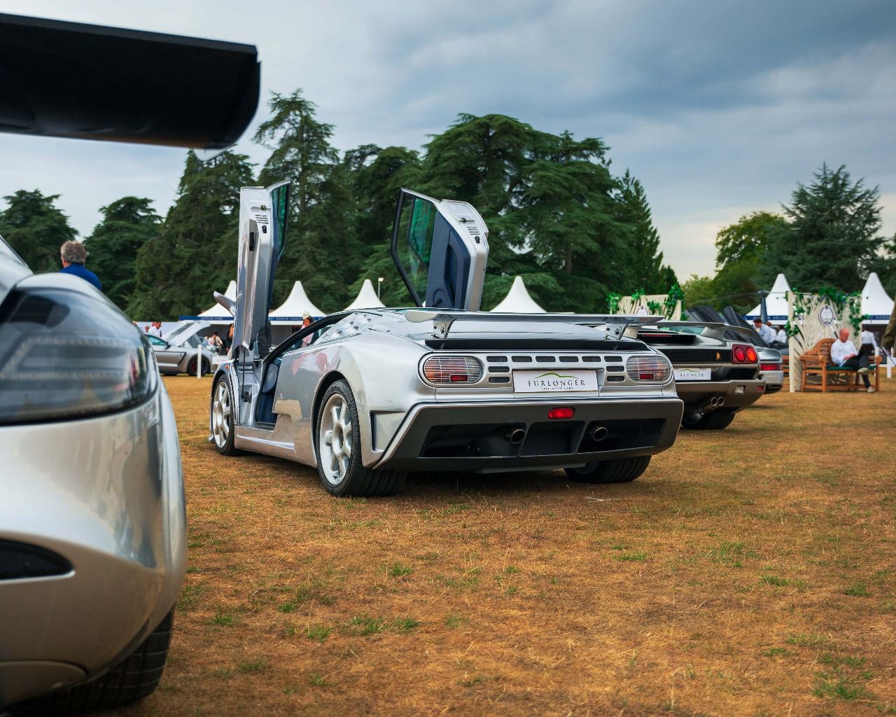 Trasera Bugatti EB110 SS (Autor: Jorge El Busto)