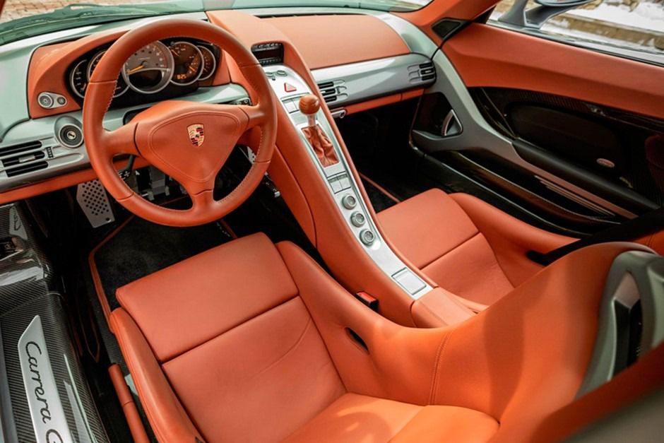 Interior Porsche Carrera GT (Autor: Desconocido)