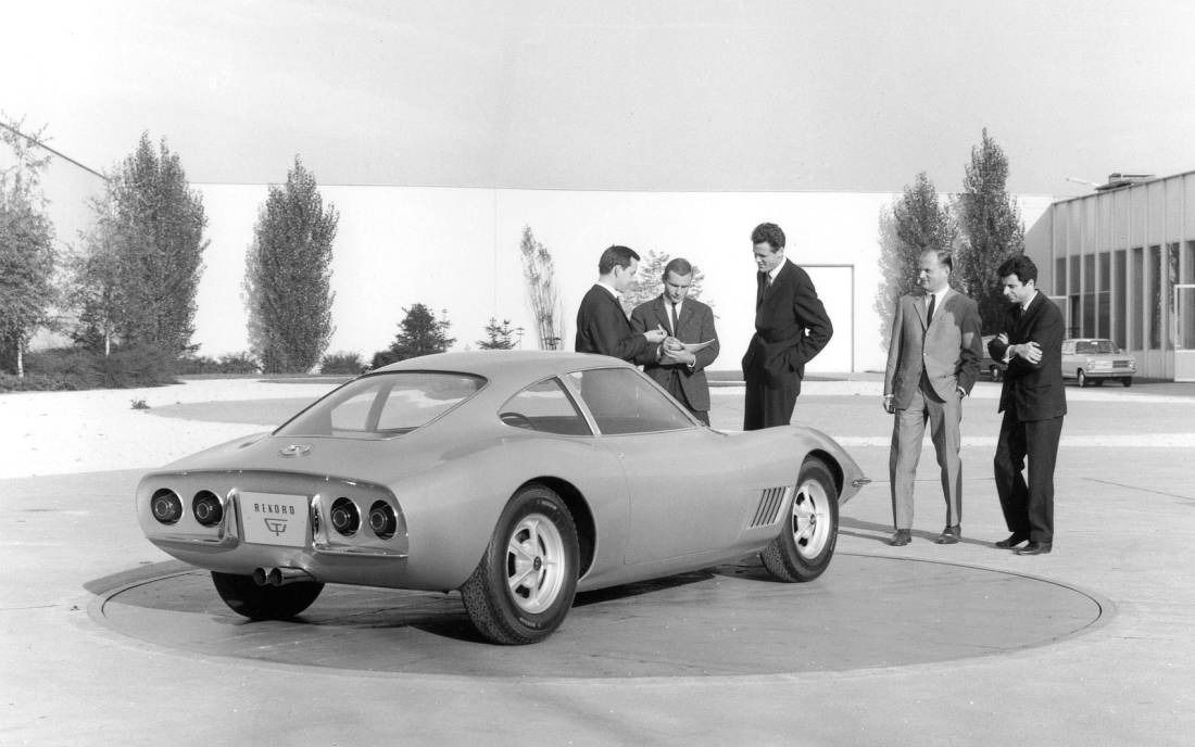 Modelo experimental del Opel GT (Autor: Desconocido)